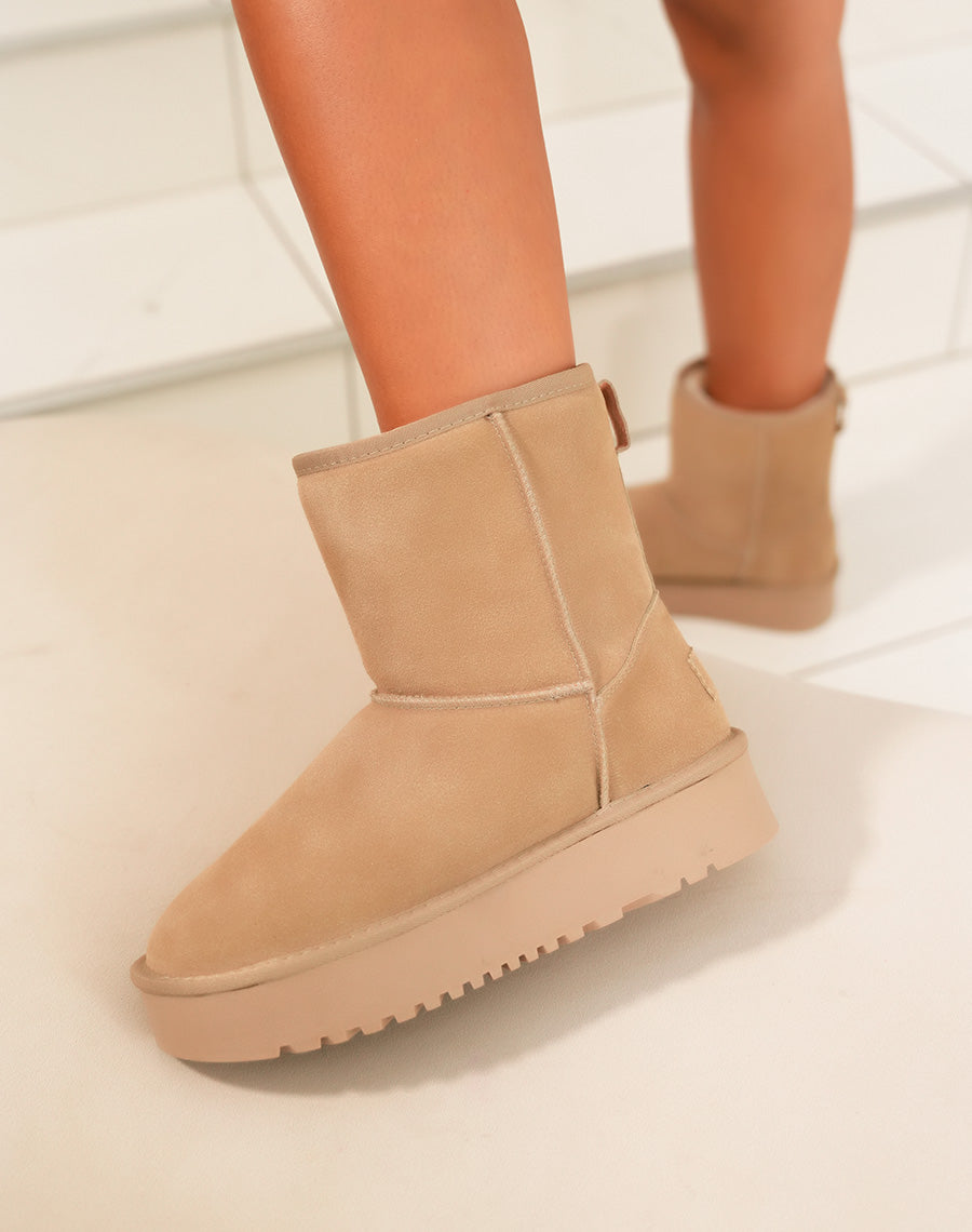 Bottines femme taupe en cuir à plateforme épaisse fourrées et tendance