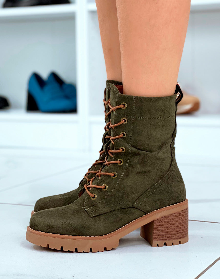 Bottines femme vertes élévation en suédine