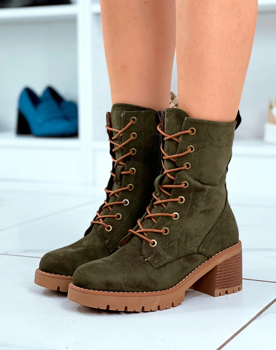 Bottines femme vertes élévation en suédine
