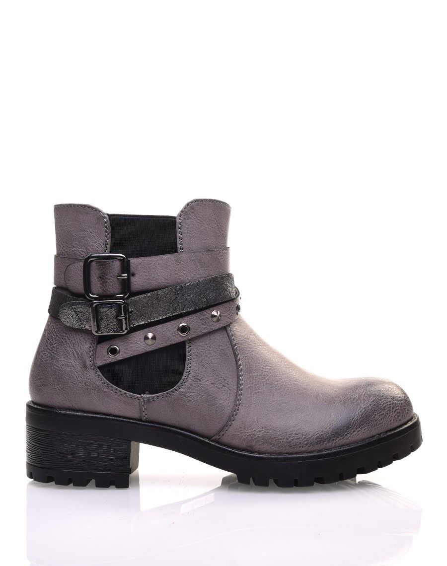 Bottines grises différentes lanières