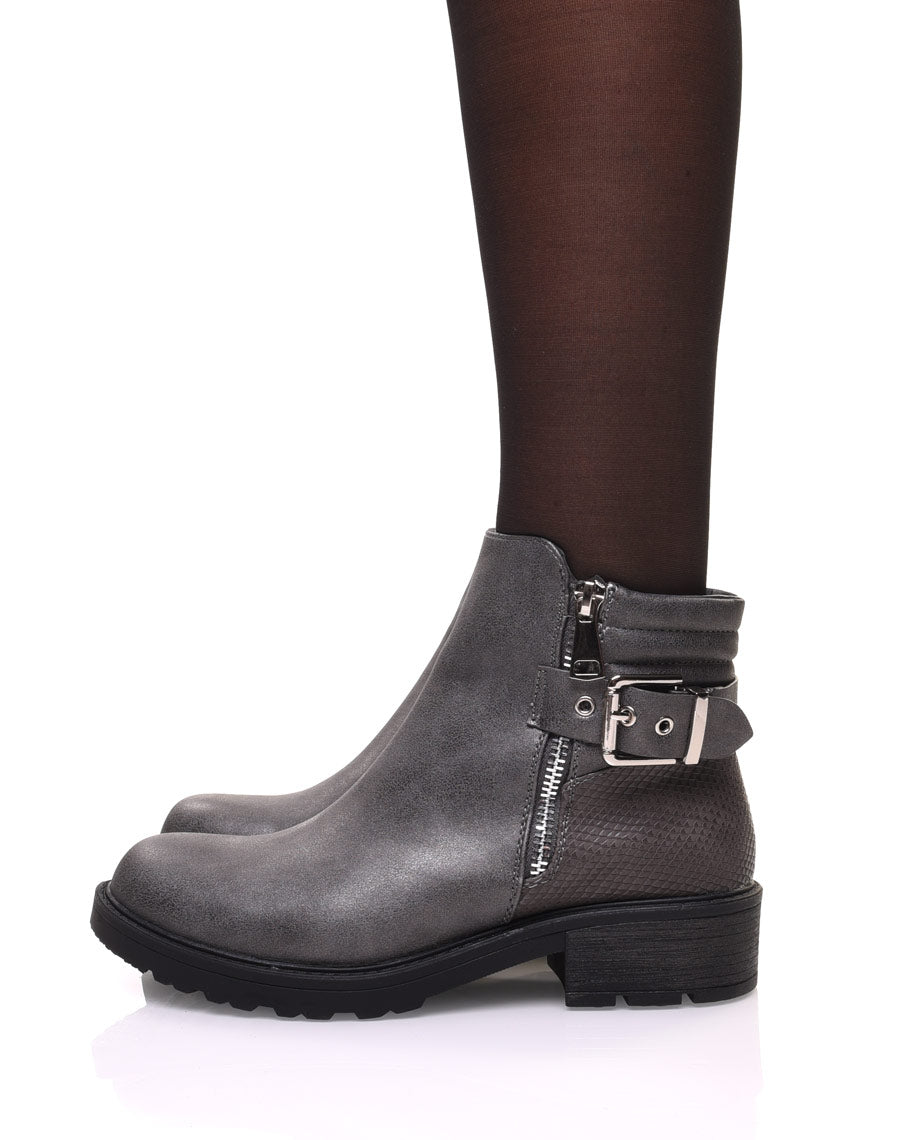 Bottines grises métallisées effet croco