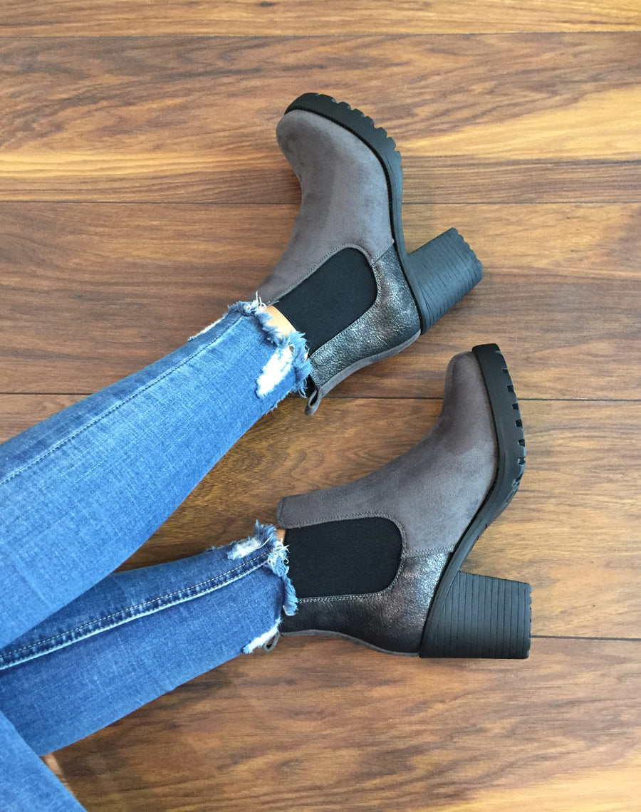Bottines grises mi hautes bi-matières