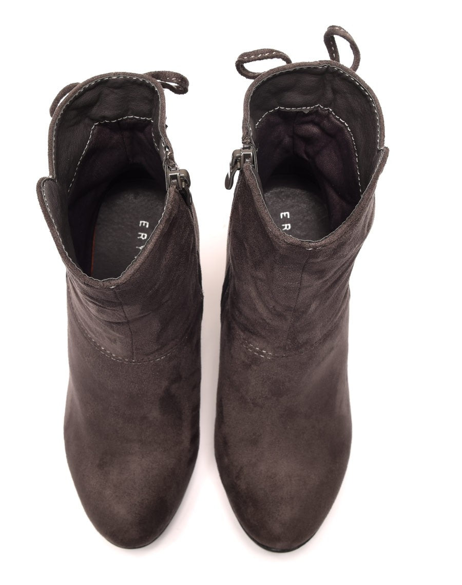 Bottines hautes grises à talons & lacet façon corset