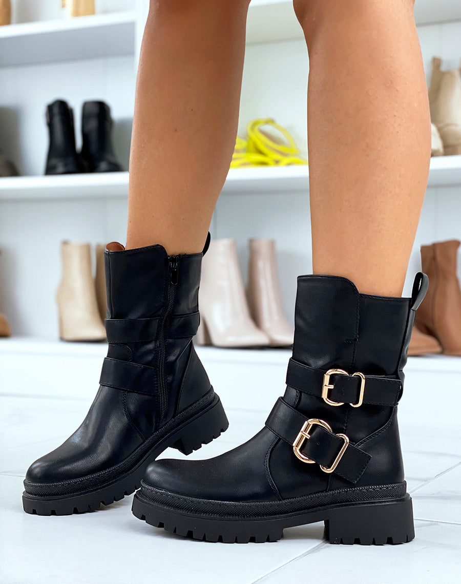 Bottines hautes noires à boucles dorées