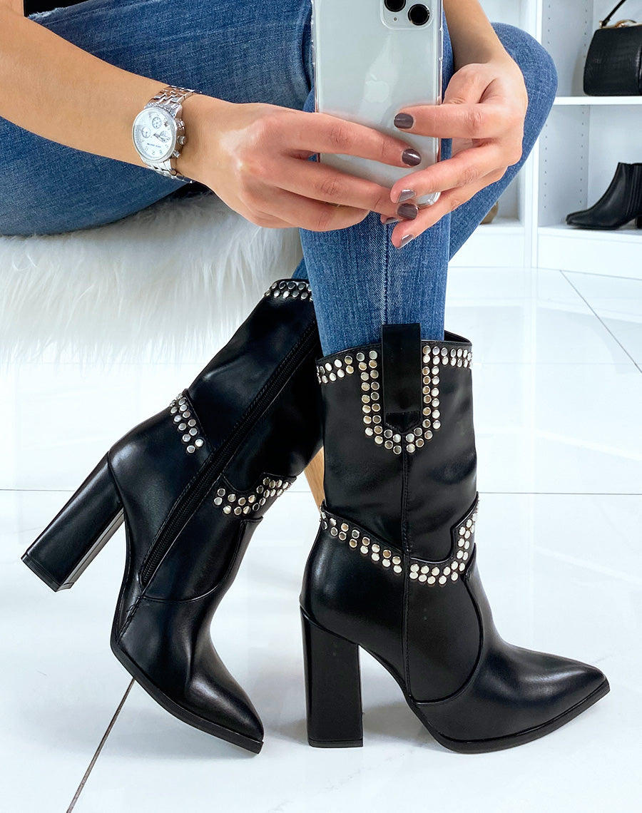 Bottines hautes à talon noires et à bout pointu