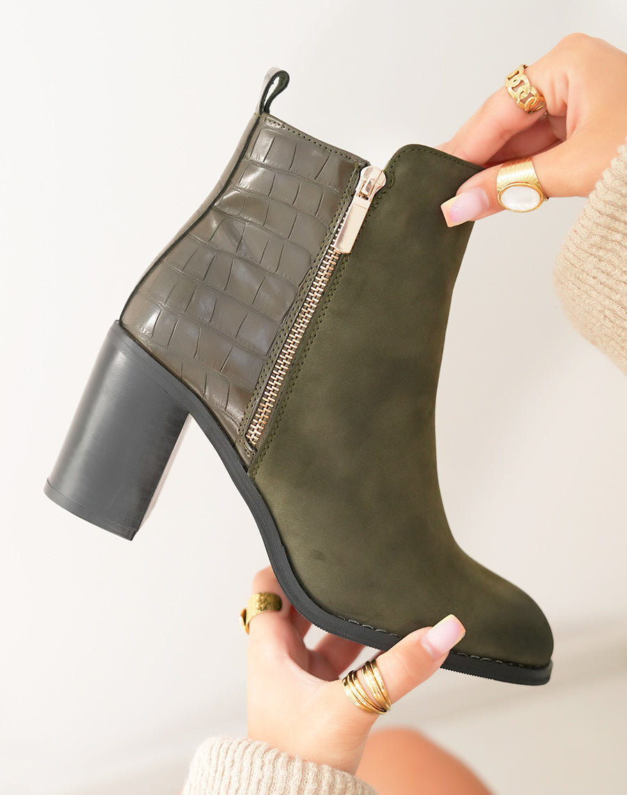 Bottines Kaki Bi-Matière : Une Ode à la Modernité