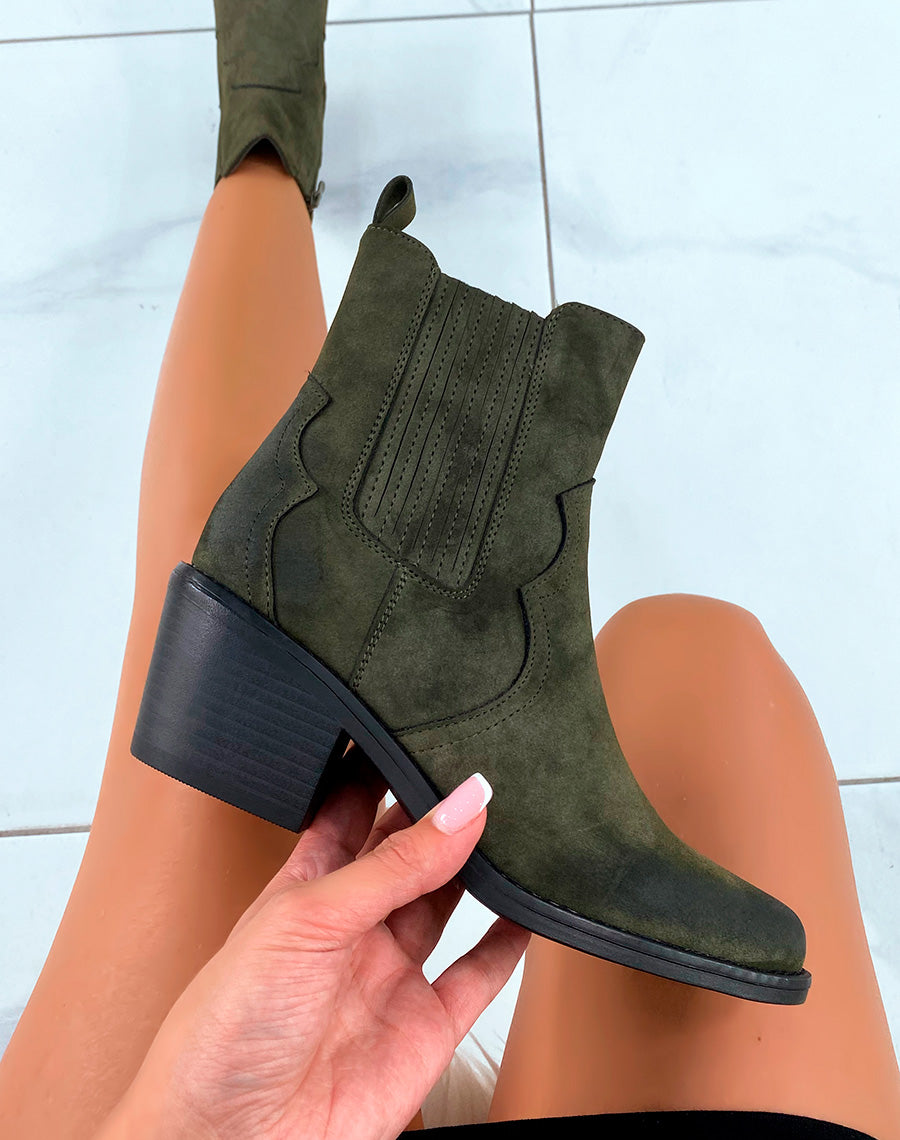 BOTTINES KAKI ? BOUT POINTU ? EFFET DAIM