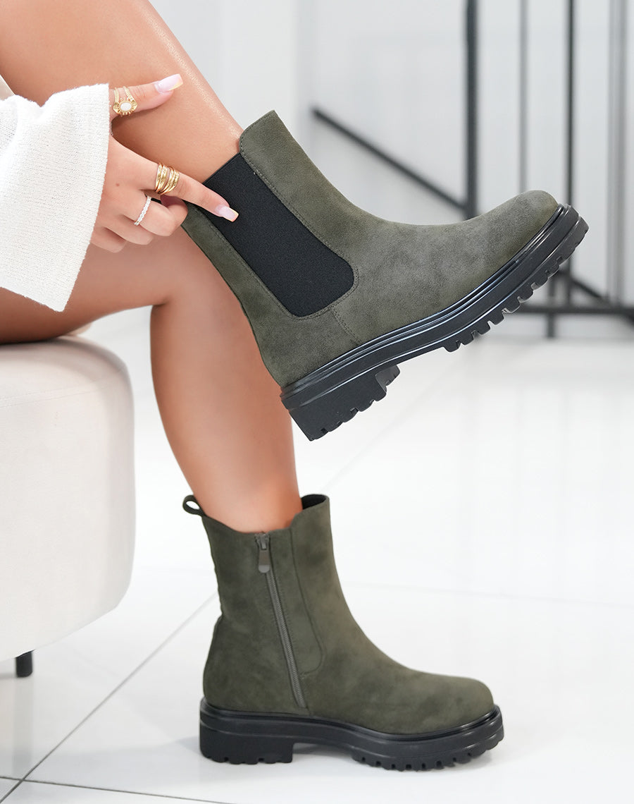 Bottines Kaki Chelsea en Suédine - L'Équilibre Parfait entre Style et Confort