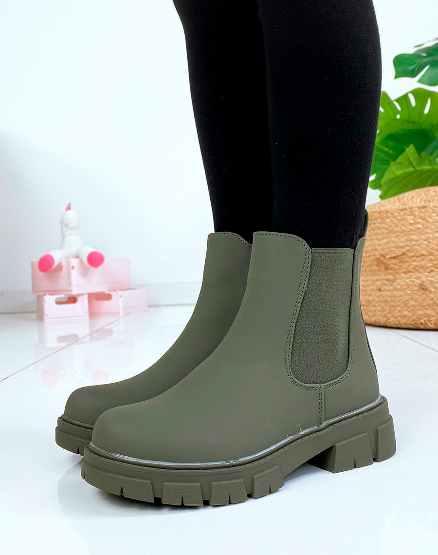 Bottines kaki style chelsea boots