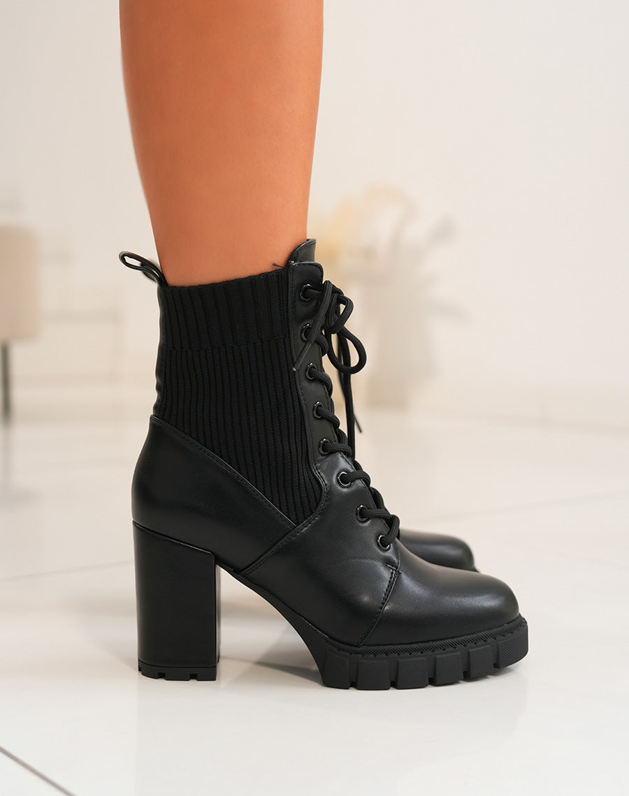 Bottines à Lacets Bi-matière - L'Alliance Parfaite du Style et du Confort