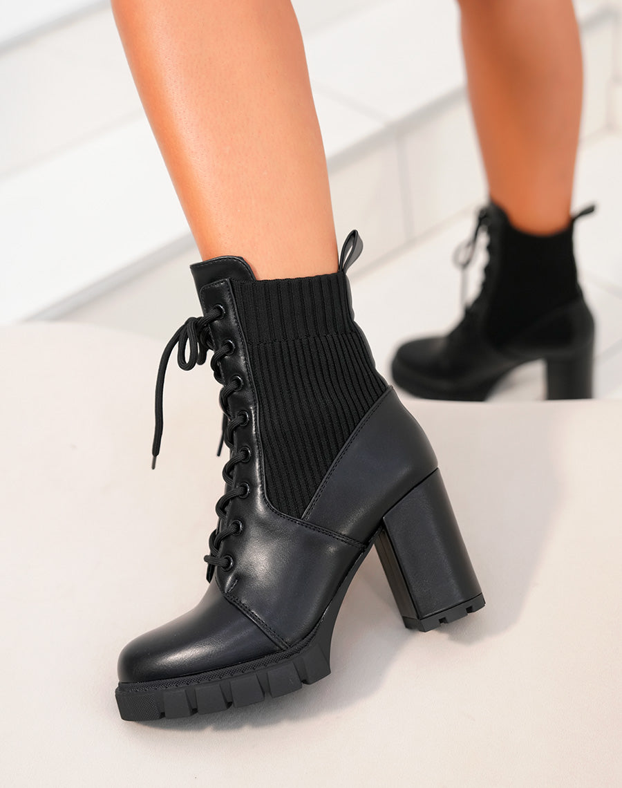 Bottines à Lacets Bi-matière - L'Alliance Parfaite du Style et du Confort