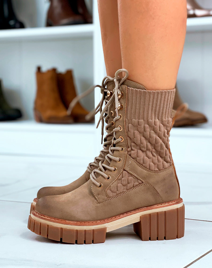 Bottines Marron Montantes à Lacets Effet Chaussette