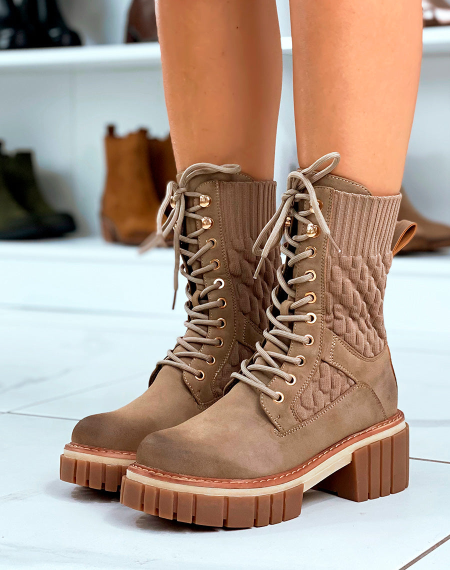 Bottines Marron Montantes à Lacets Effet Chaussette