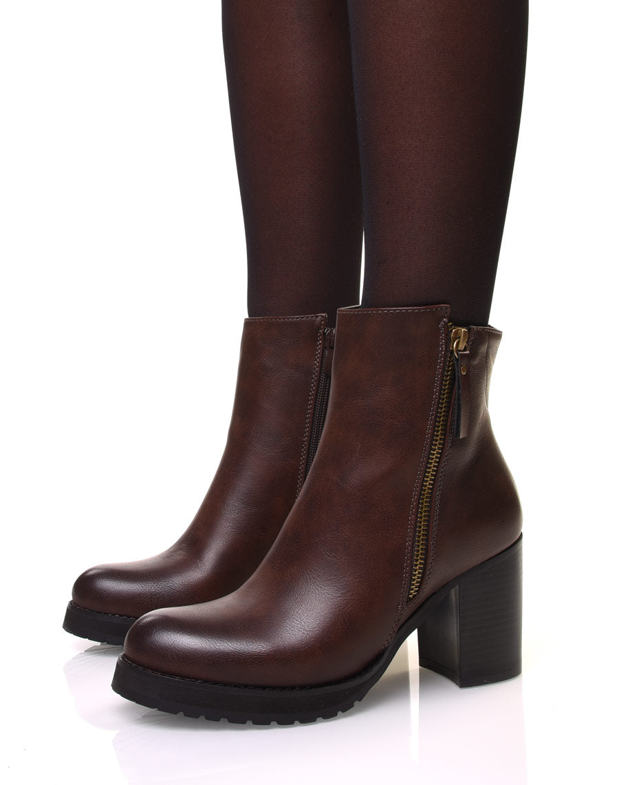Bottines marron à talons