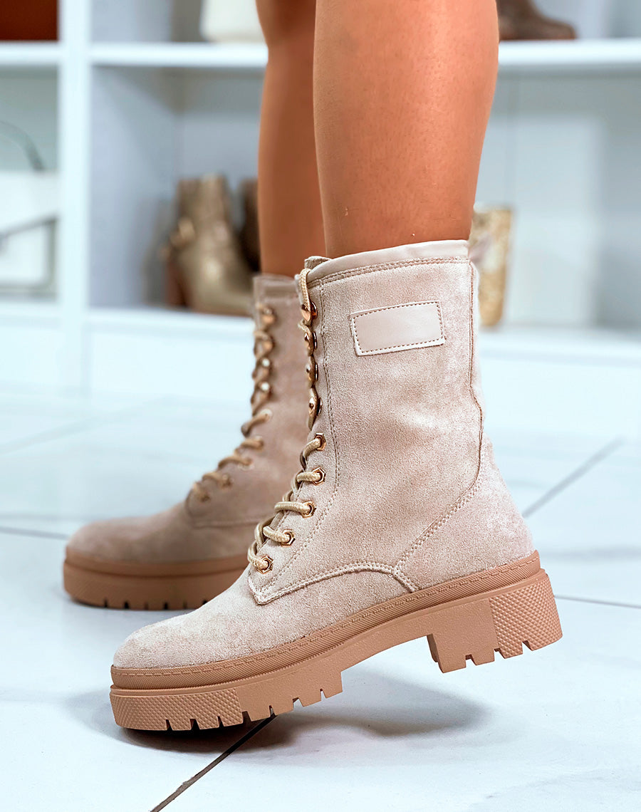 BOTTINES MONTANTES BEIGE EN SUEDINE ? LACETS AVEC SEMELLE CRANT?E