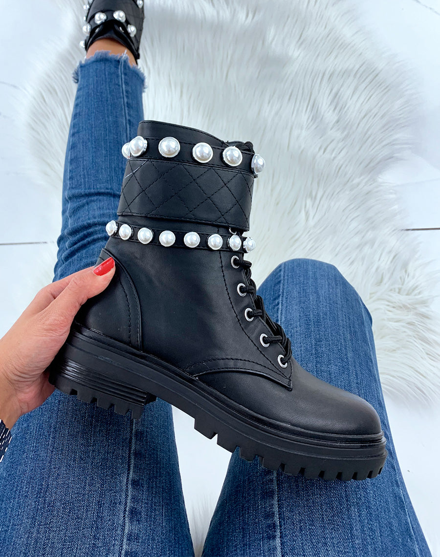 Bottines montantes noires à perles