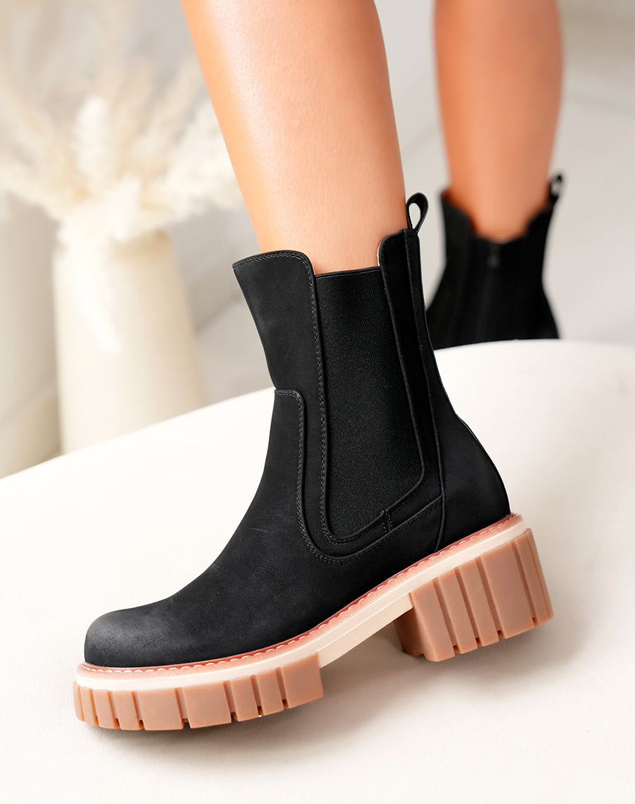 Bottines Montantes Noires à Semelle Crantée Marron - Alliance de Confort et Style