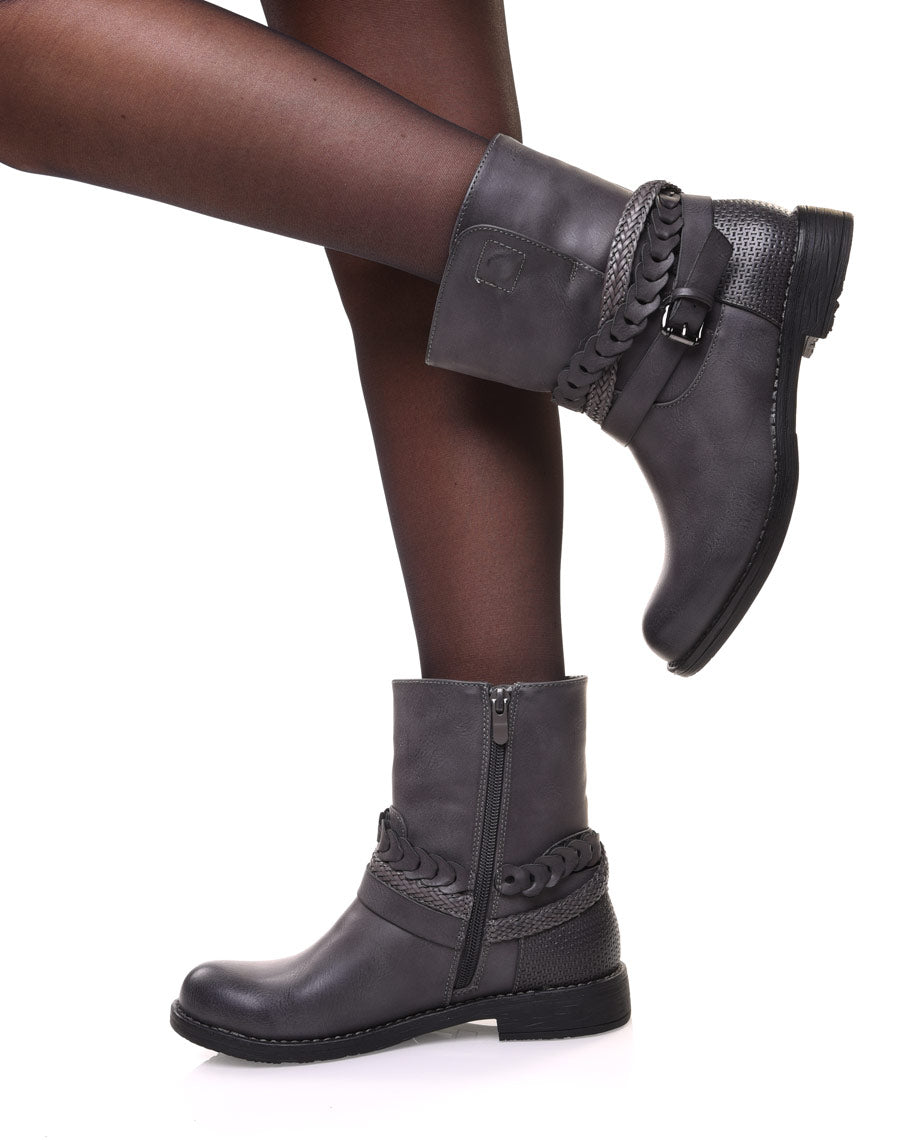 Bottines motardes grises à lanières tressées