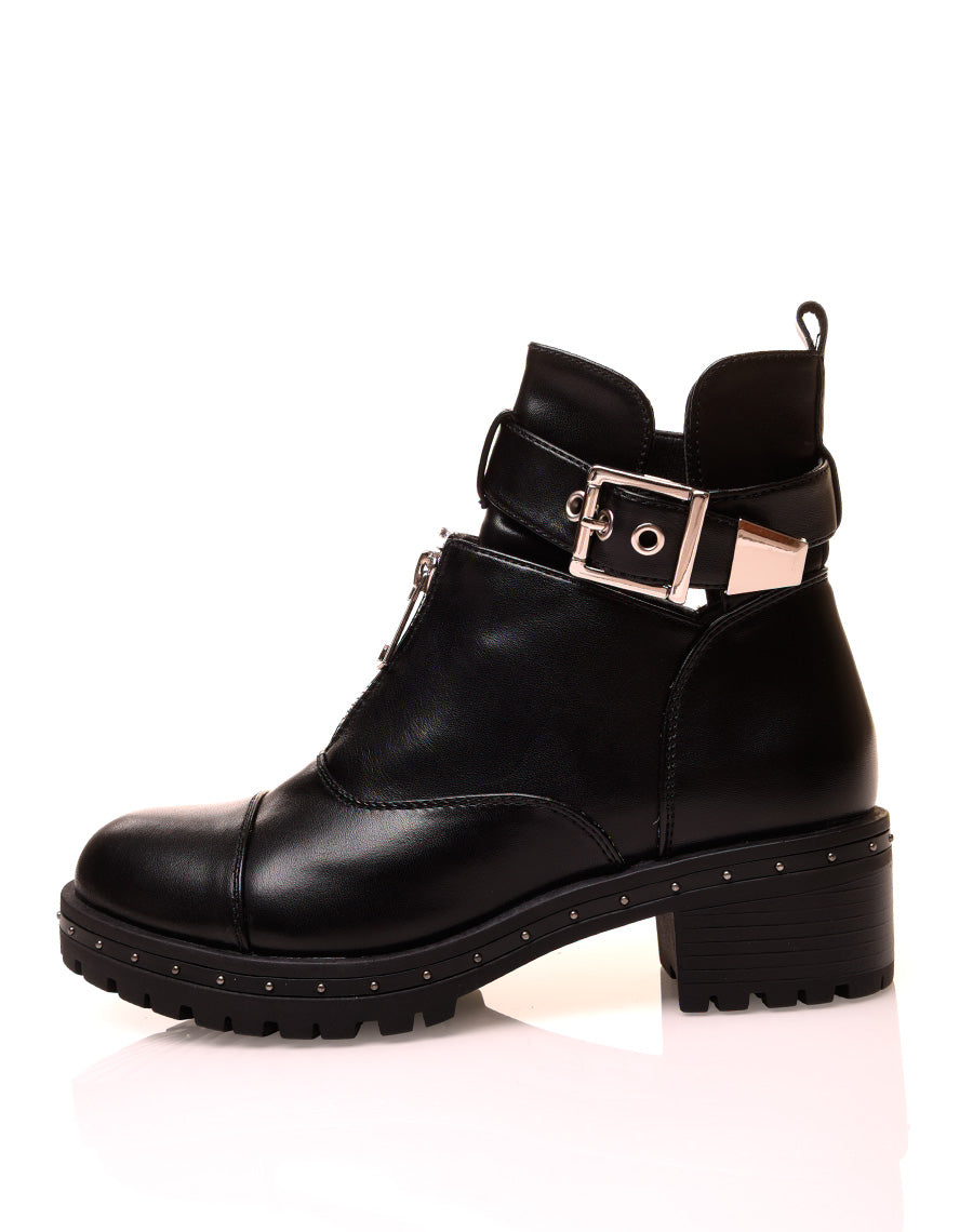 Bottines noires ajourées à sangle