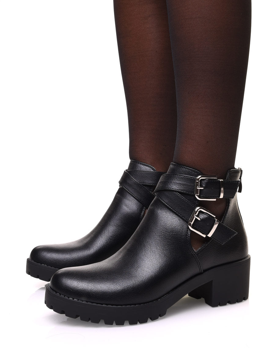 Bottines noires ajourées à talon et semelle crantée
