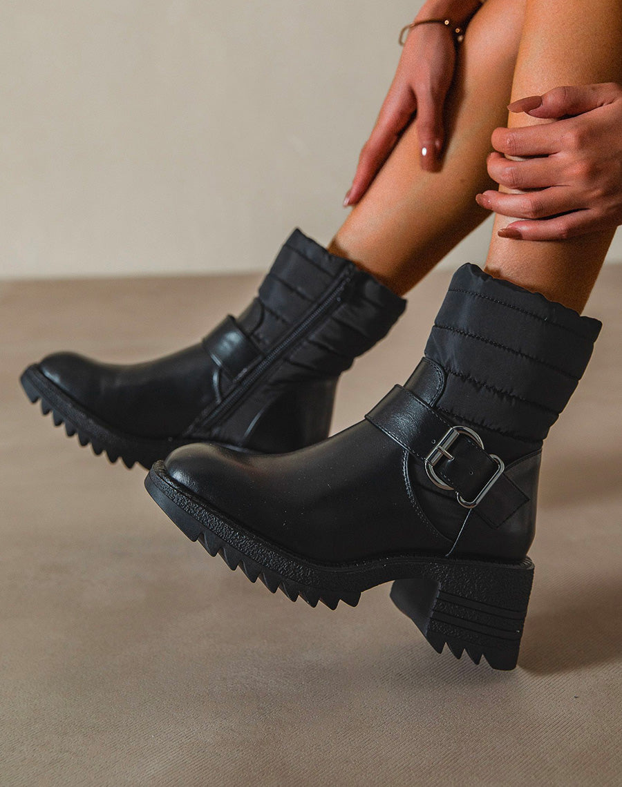 Bottines noires avec effet matelassé