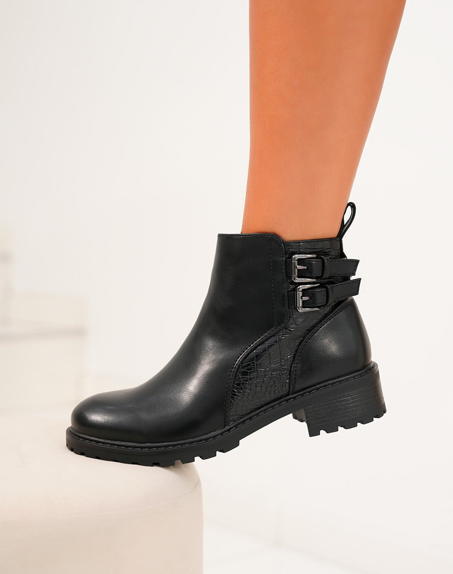 Bottines Noires Bi-Matière : Une Fusion entre Élégance et Effet Croco