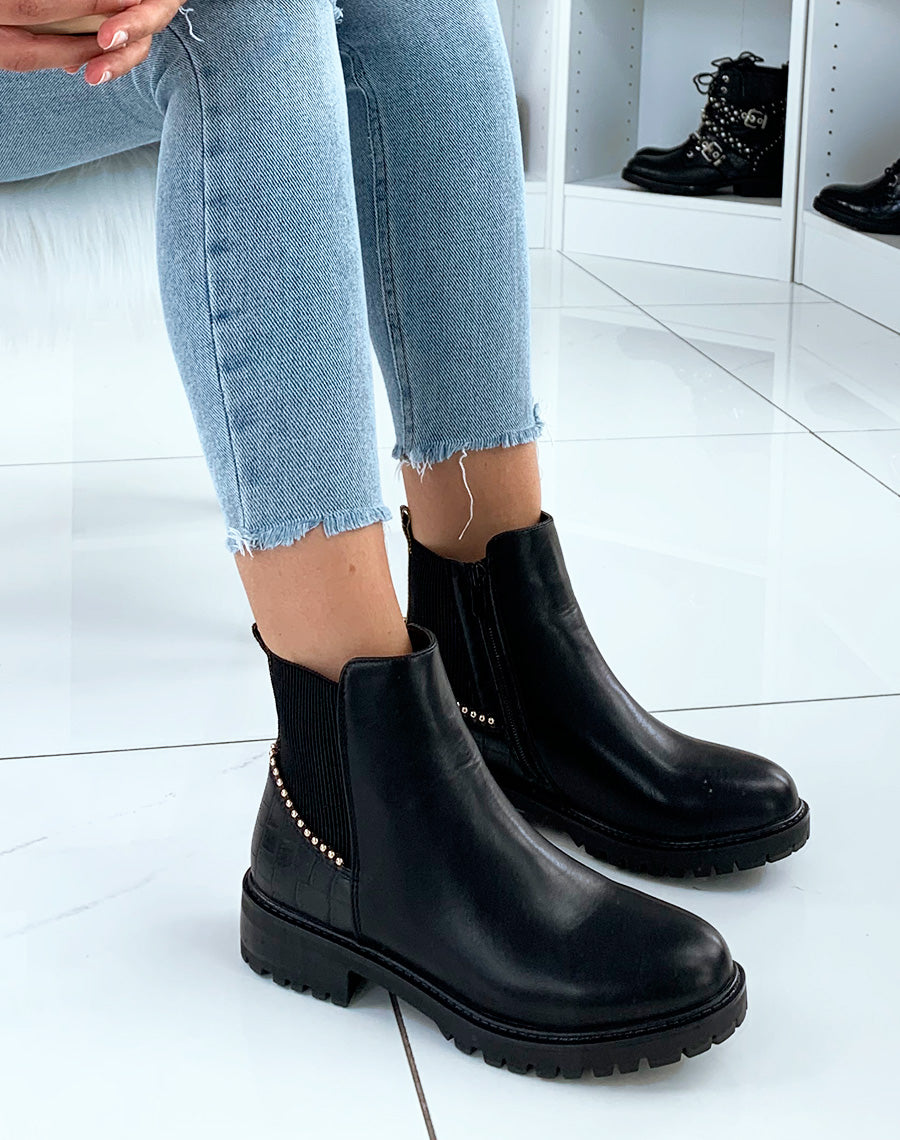 Bottines noires bi-matières à fermeture et détails clous dorés