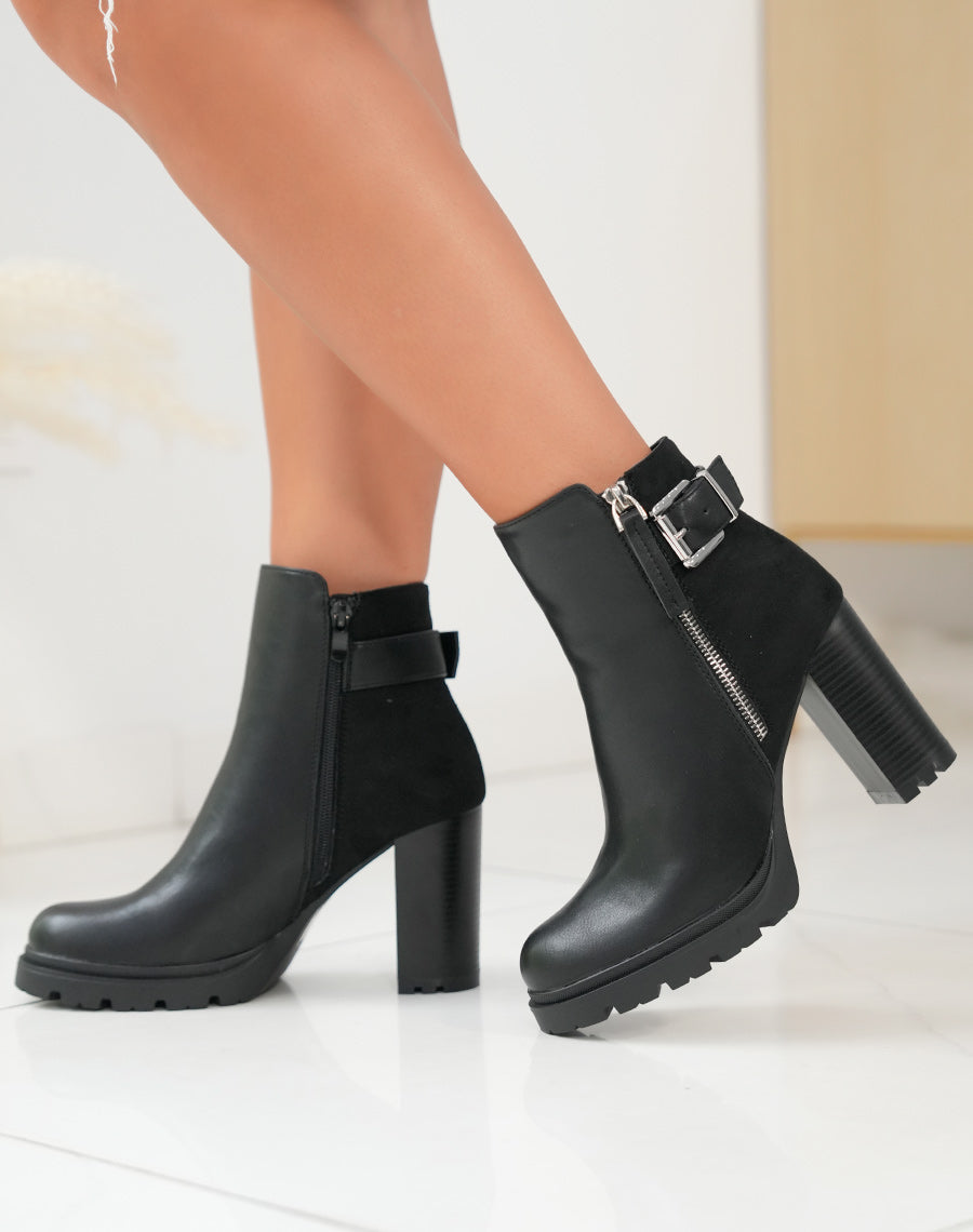 Bottines noires bi-matières à talons crantés avec sangle