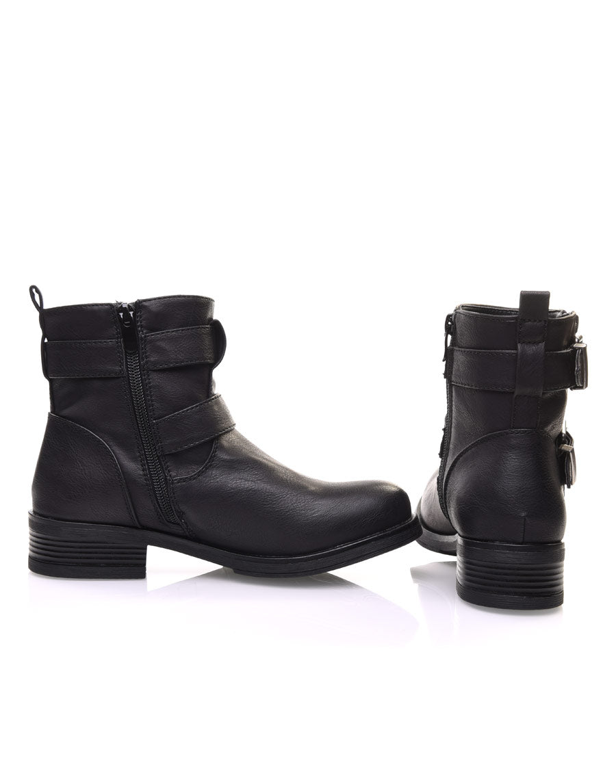 Bottines noires à boucles