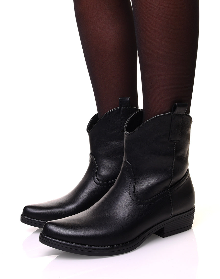 Bottines noires à bout pointu