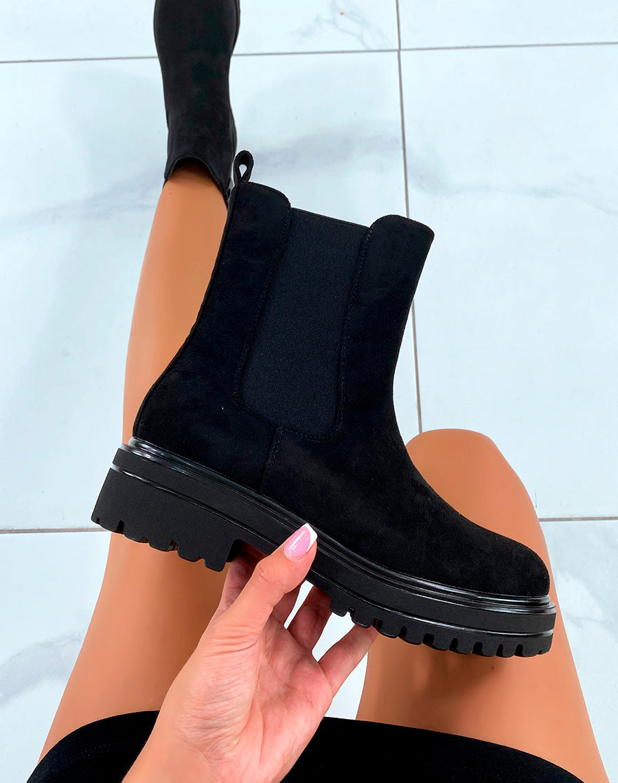 Bottines Noires Chelsea en Suédine - Le Charme Intemporel Réinventé