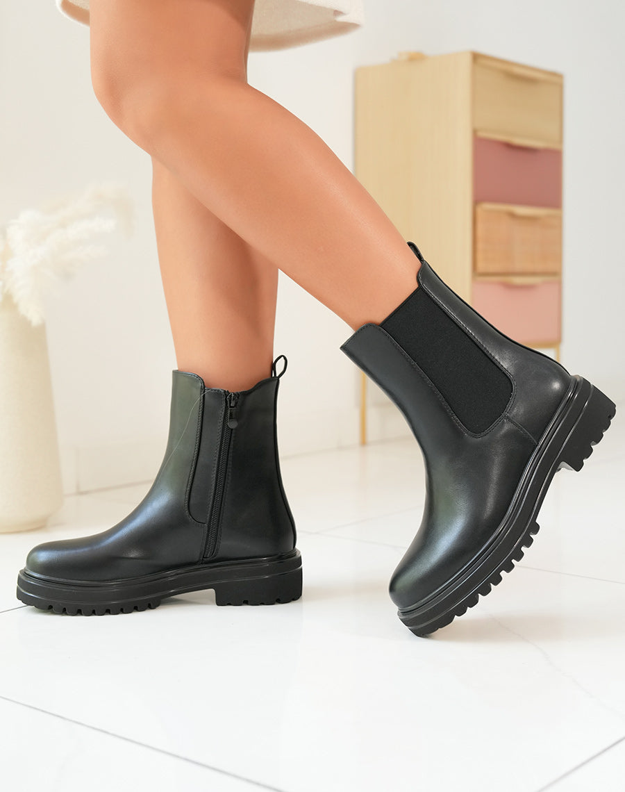 Bottines noires classiques avec fermeture éclair