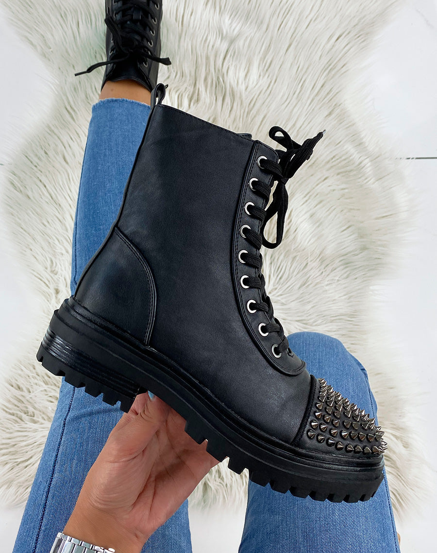 Bottines noires à clous anthracite