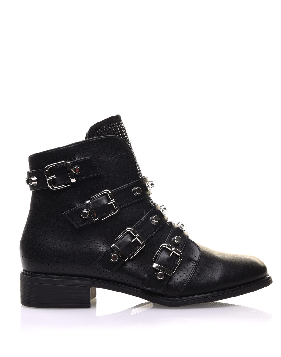Bottines noires cloutées avec des strass