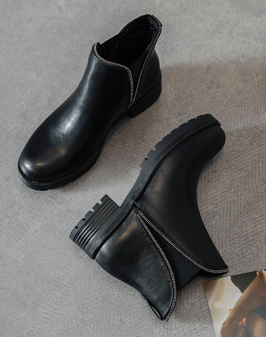 Bottines noires coupe pétale à liseré à strass