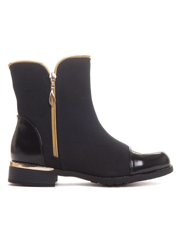 Bottines noires décoré par une fermeture éclaire dorée