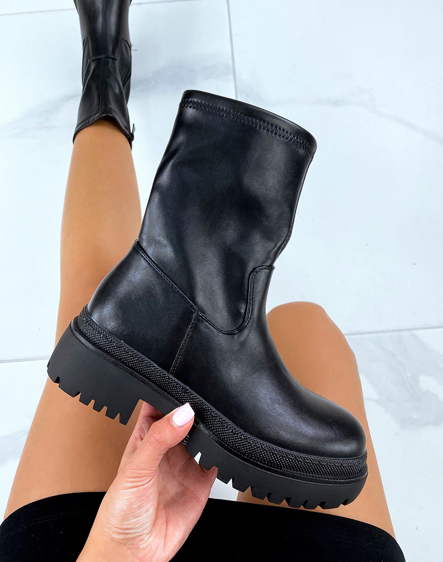 Bottines noires effet chaussette en similicuir