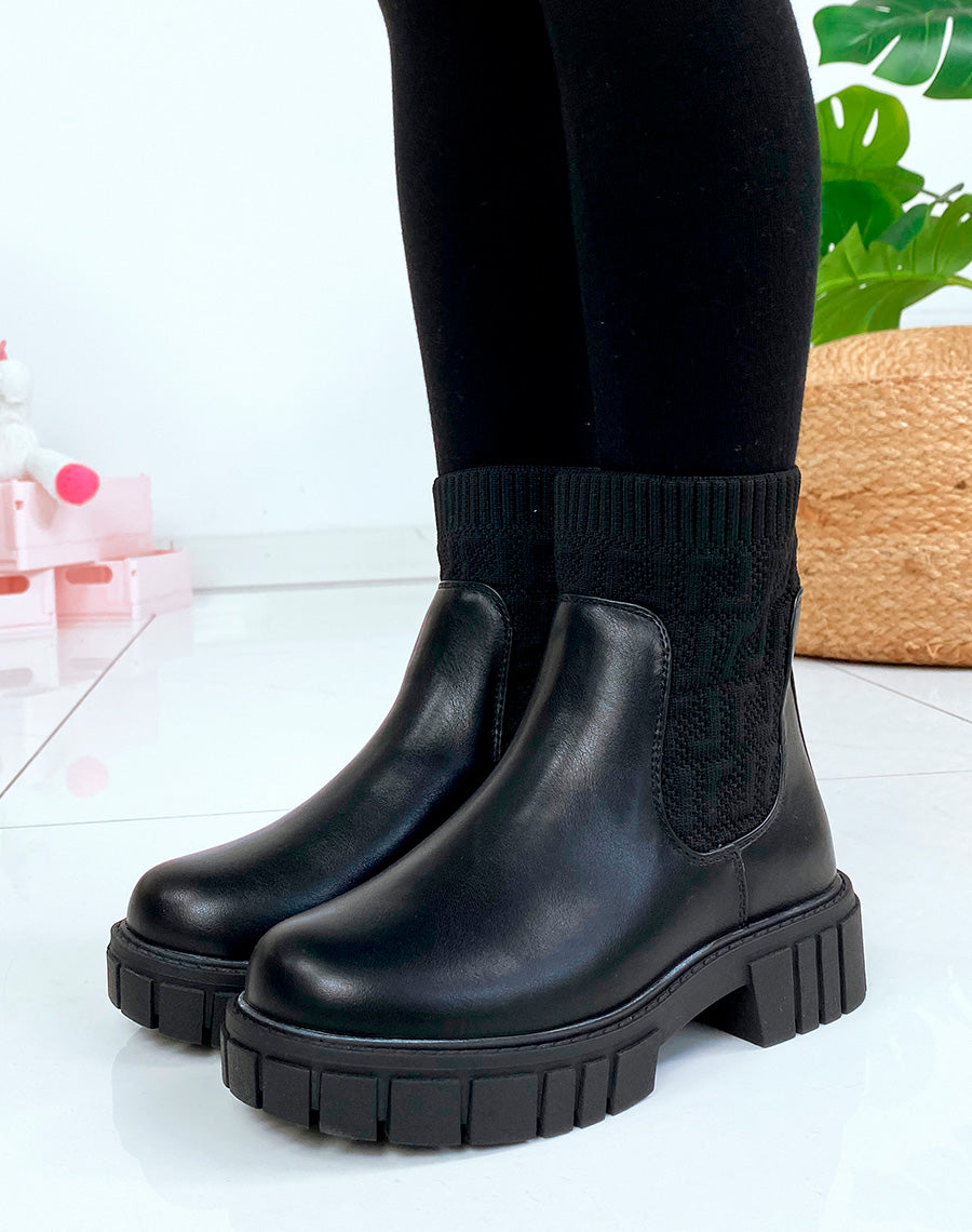 Bottines noires effet chaussette à motifs en relief