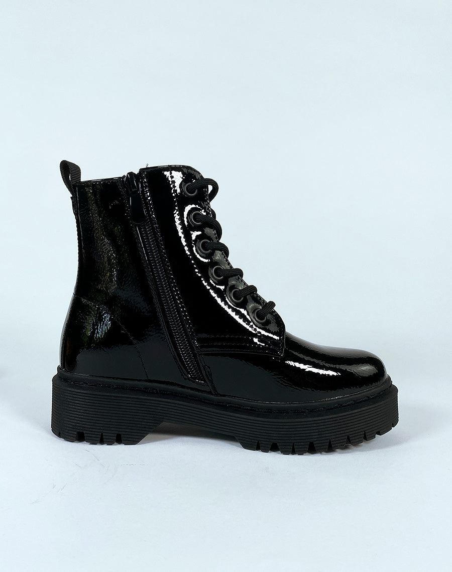 Bottines noires effet miroir à lacets