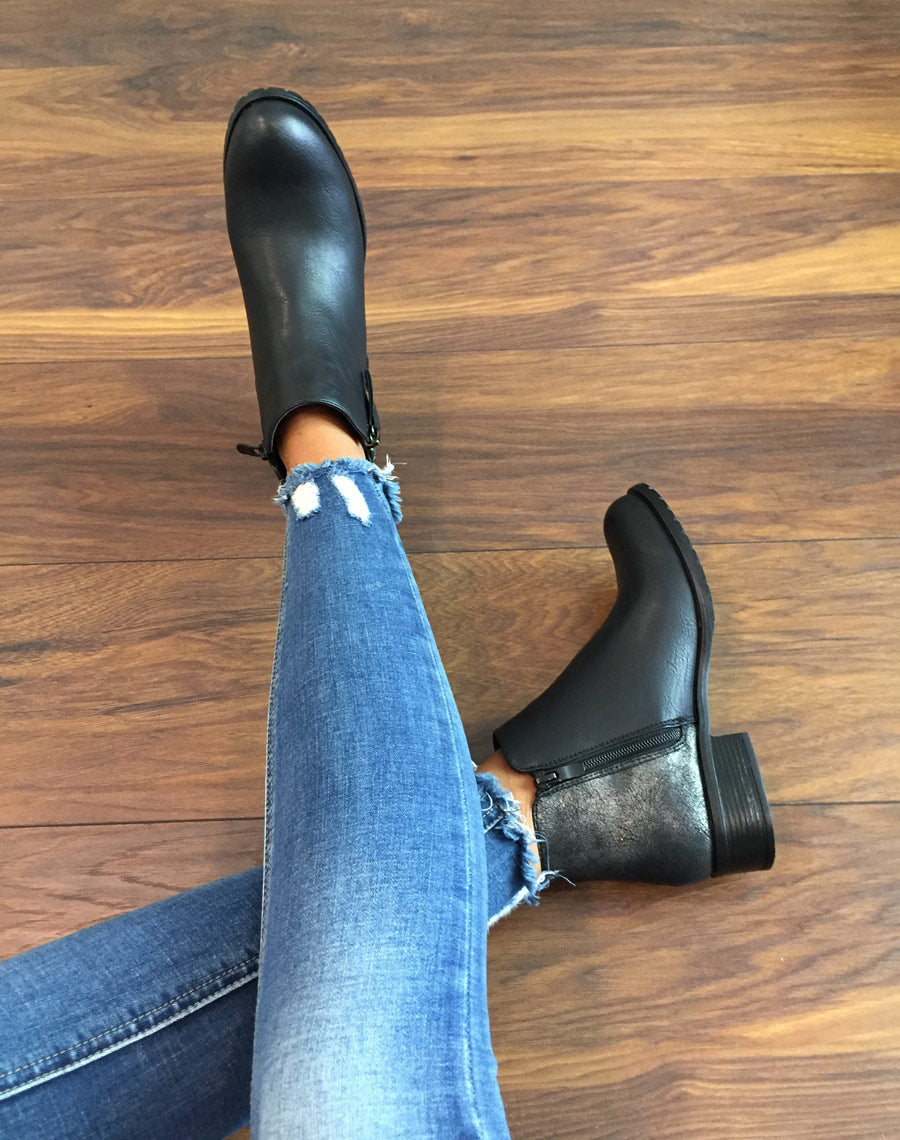 Bottines noires effet pailleté