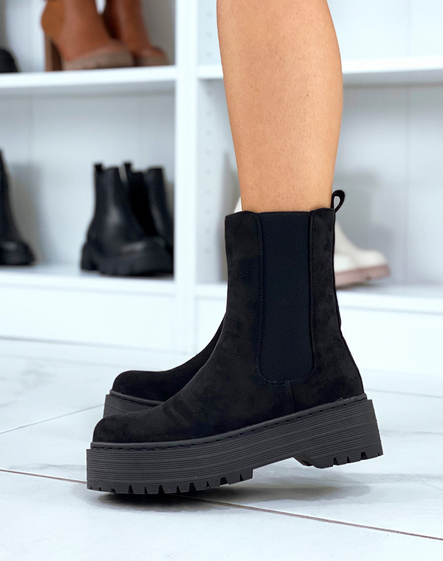 Bottines noires en suédine à grosse plateforme
