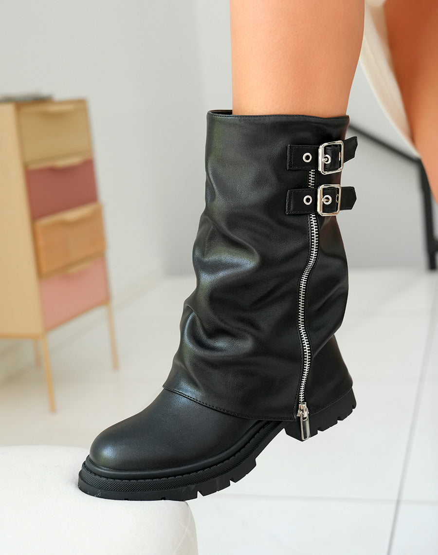 Bottines Noires Femme à Semelle Crantée avec Détails Boucles