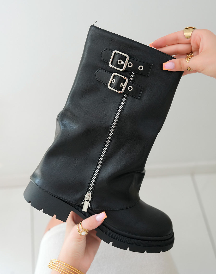 Bottines Noires Femme à Semelle Crantée avec Détails Boucles