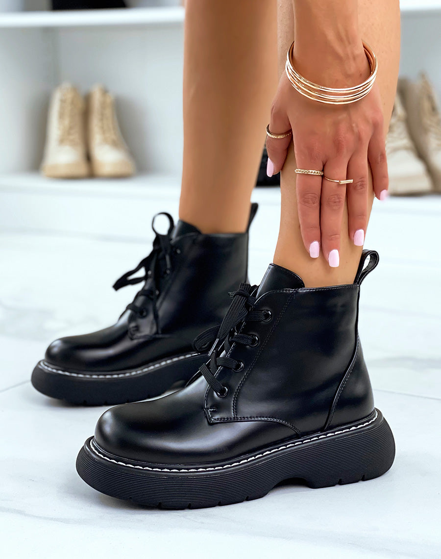 Bottines noires lacées à plateforme épaisse