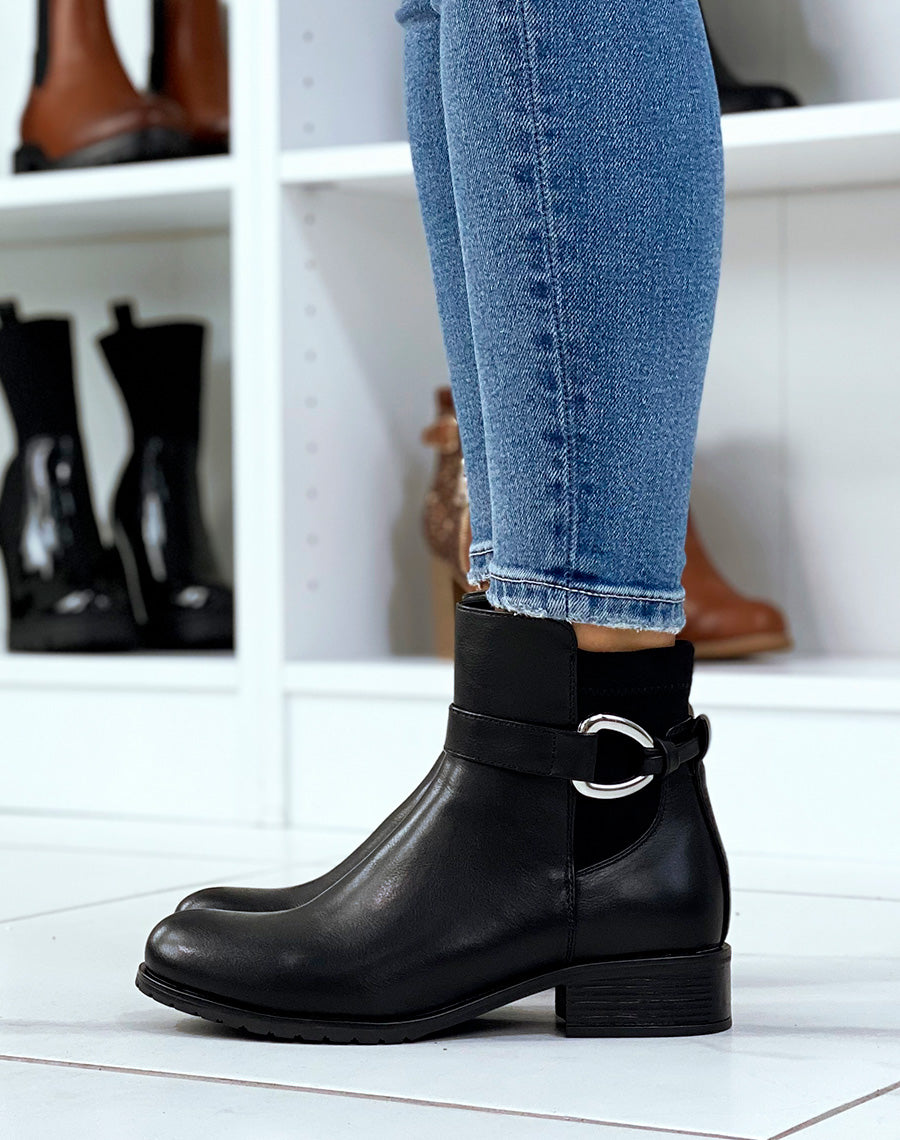 Bottines noires à lanière à anneau argenté
