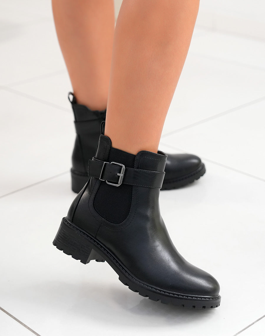 Bottines noires à élastique à bout rond et détail argenté
