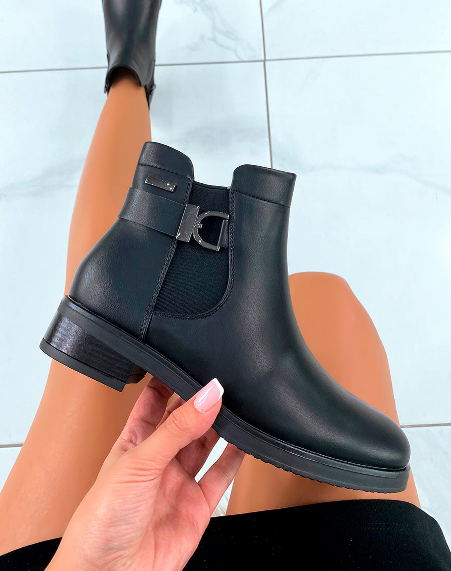 Bottines noires à élastique et détail argentés