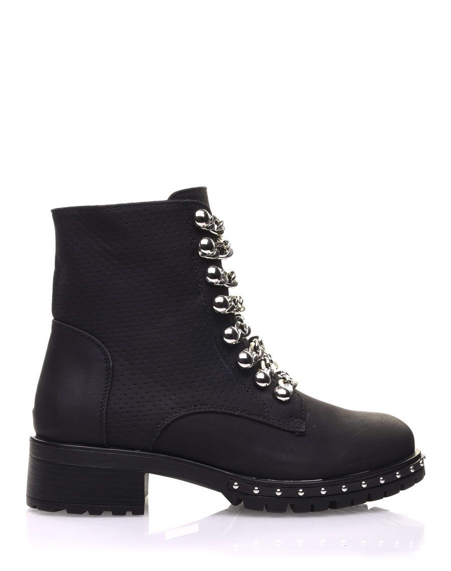 Bottines noires mattes avec chaînes