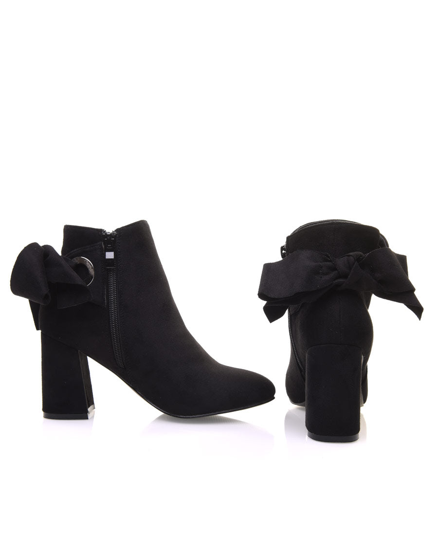 Bottines noires à n?ud