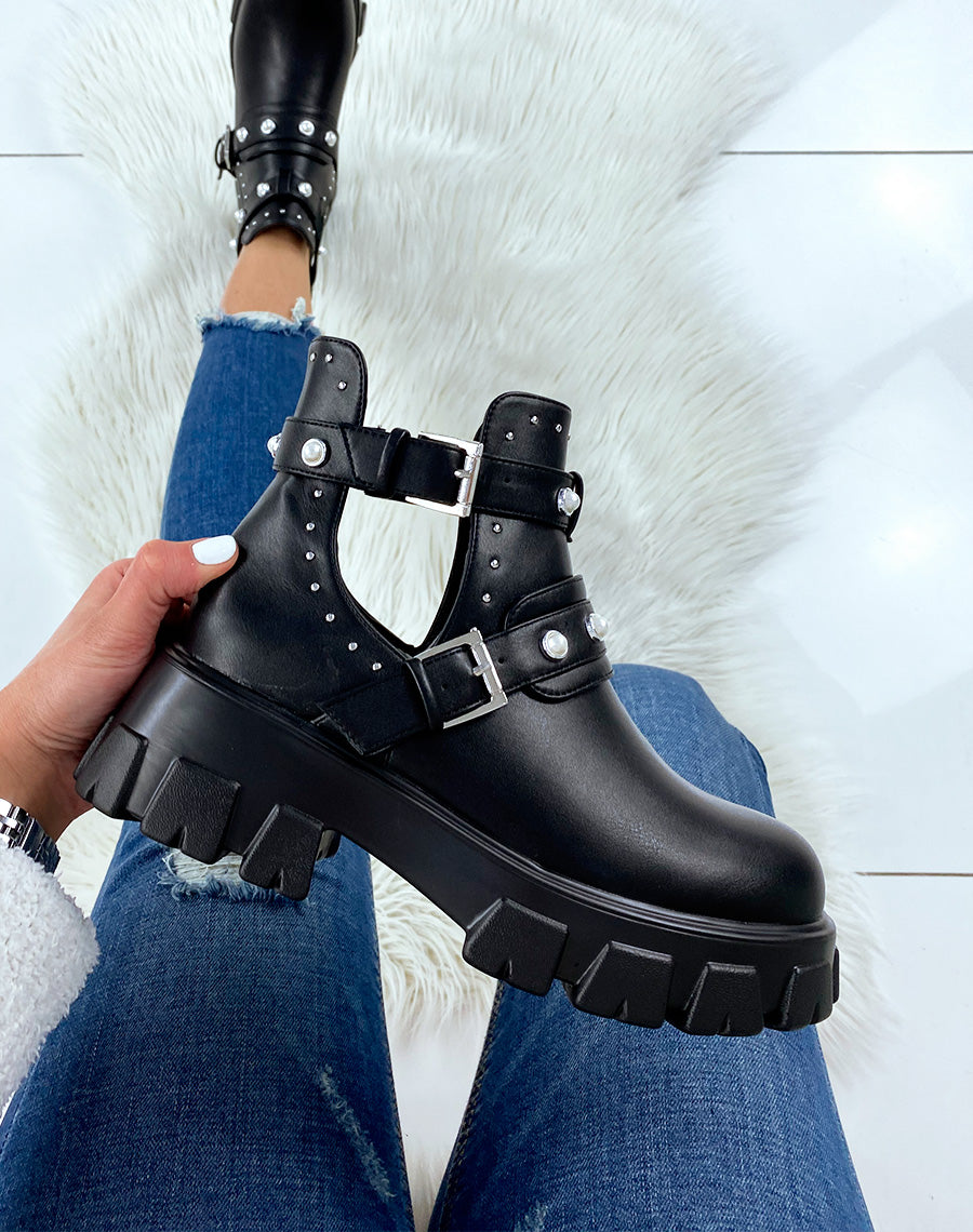 Bottines noires ouvertes à lanières perlées